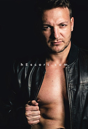 Alex - Male escort in Barcelona