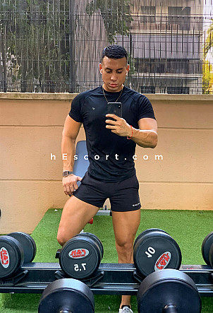 Matias - Hombre escort en Barcelona