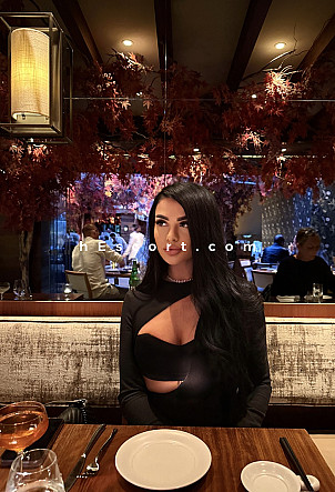 Alice - Chica escort en Marbella