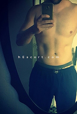 Julio - Hombre escort en Vic