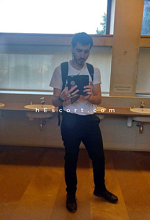 Julio - Hombre escort en Barcelona