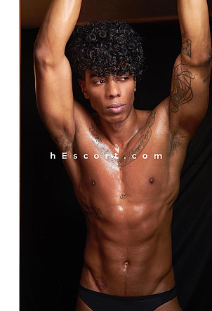 Samuel - Male escort in Barcelona