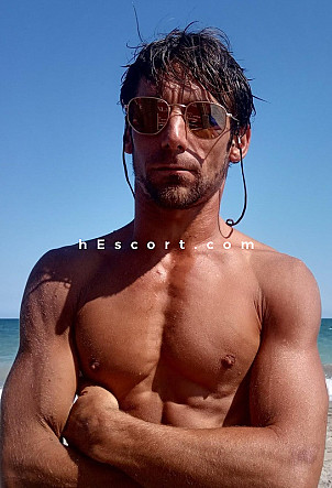 Javi - Hombre escort en Almería
