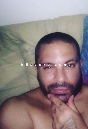 ESCORTS INDEPENDIENTES ARGENTINA POLLAS GRANDES GAY Geis follando gay escort benidorm