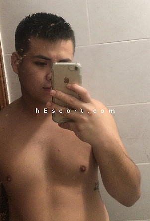 Andres - Male escort in Madrid