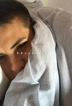 Andres - Hombre escort en Madrid