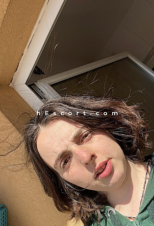 Tami - Chica escort en Terrassa