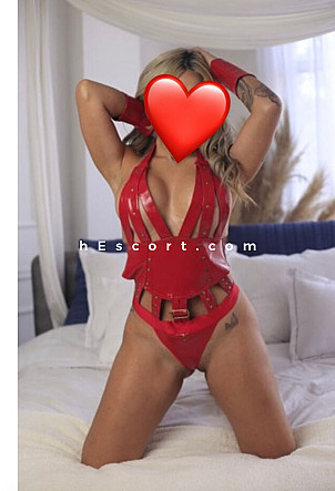 urgel 150 - Girl escort in Barcelona