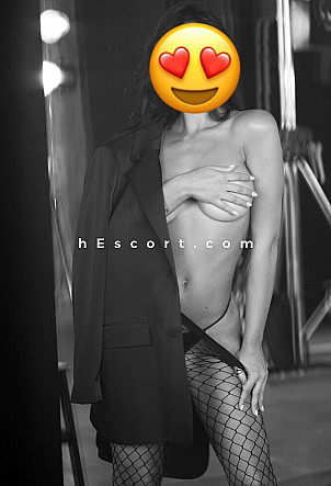 Isabella - Chica escort en Salou