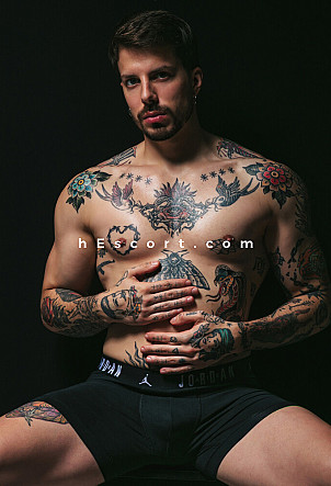 Enea Conti - Hombre escort en Barcelona