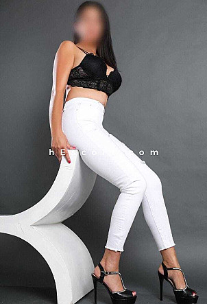 SARA - Girl escort in Madrid