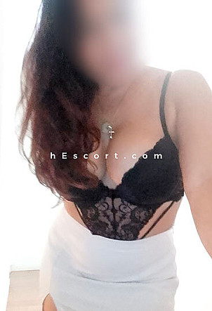 Sara - Girl escort in Sabadell