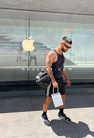 PornActorXxL - Male escort in Valencia