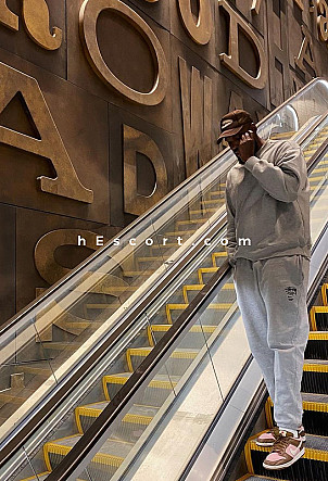 Pablo - Hombre escort en Madrid