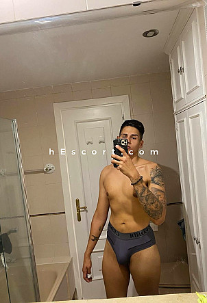 Mateo - Hombre escort en Madrid