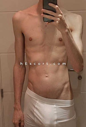 Discreto - Male escort in Madrid