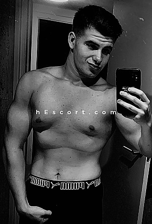 Nicolas N - Hombre escort en Barcelona