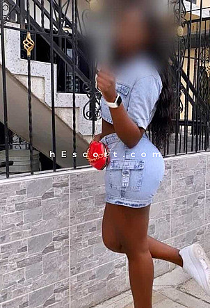 Nahomy - Girl escort in Marbella