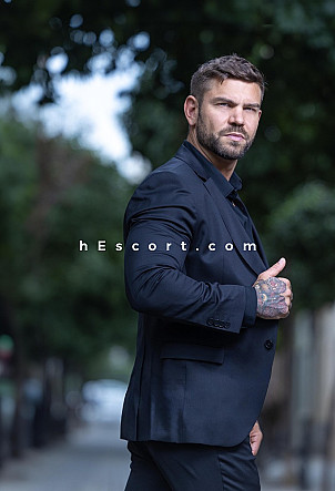 Juan Lucho - Male escort in Barcelona