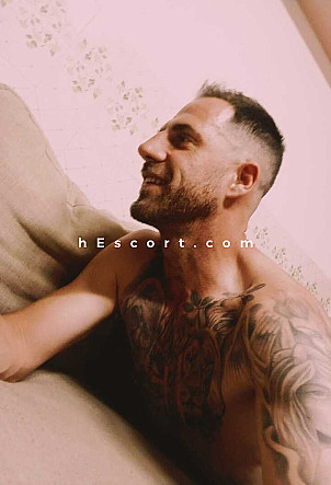 Luciano - Hombre escort en Torrevieja