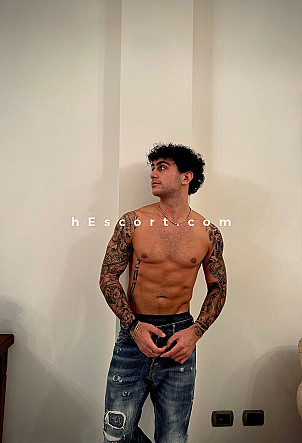 Thiago - Hombre escort en Barcelona