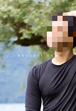Raphael - Hombre escort en Marbella