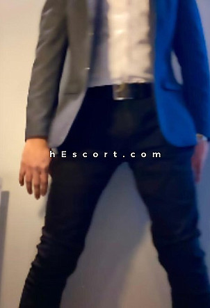 STV35 - Male escort in Madrid