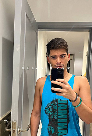 Stefano - Hombre escort en Barcelona