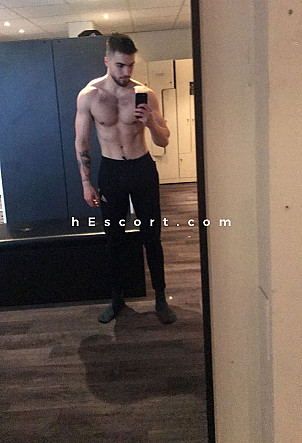 Tommy - Hombre escort en Barcelona