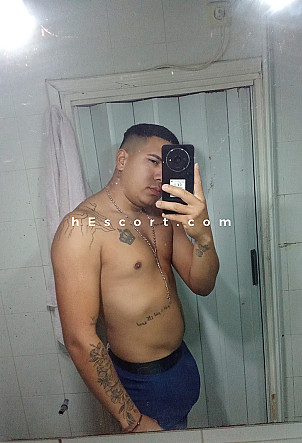 Gabriel - Male escort in Madrid