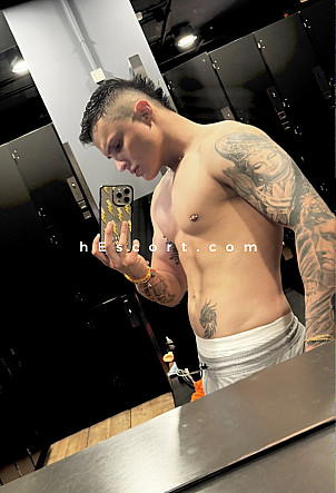 Esteban - Hombre escort en Madrid