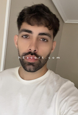 Xavi - Male escort in Barcelona