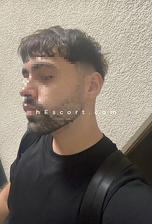 Xavi - Male escort in Barcelona