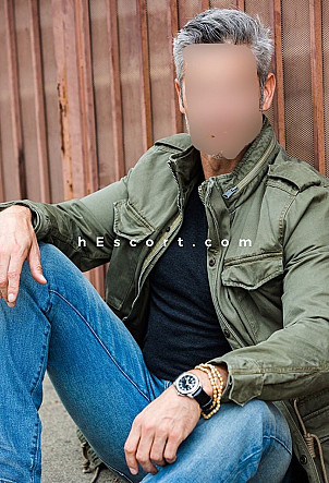 Ruben - Hombre escort en Granada