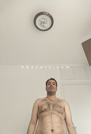 Adel - Hombre escort en Madrid