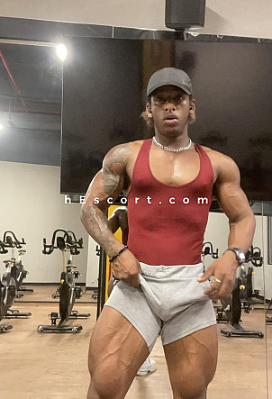 Ezequiel - Male escort in Madrid