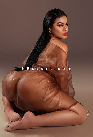 Eliza - Chica escort en Barcelona