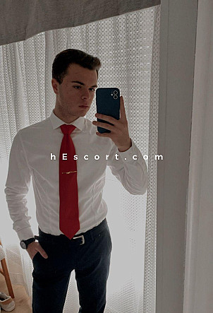 Enzo Frots - Hombre escort en Madrid