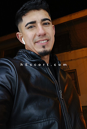 Maximo - Male escort in Sevilla