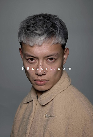 Luka - Hombre escort en Barcelona