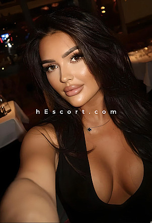 Alice - Chica escort en Benidorm