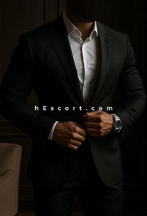 Angel - Hombre escort en Madrid