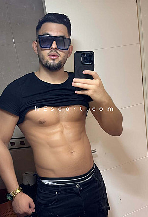 Andriu - Hombre escort en Almería