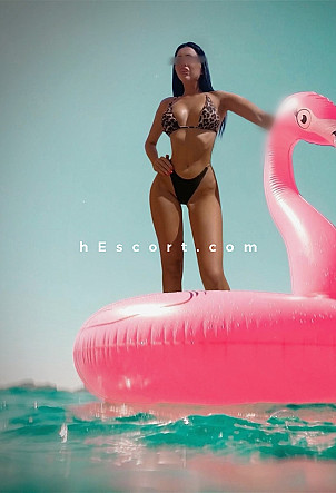 Alessia - Chica escort en Barcelona