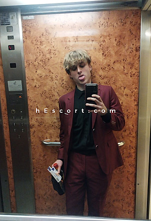 Marcos - Male escort in Madrid