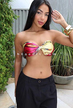 MIRANDA - Chica escort en Benalmádena