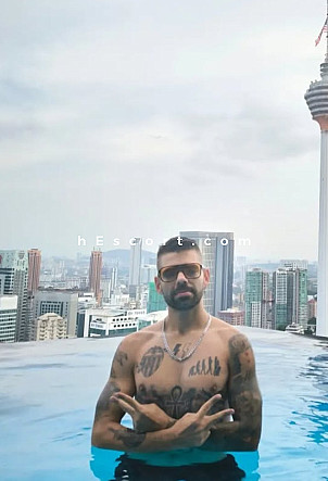Alejandro - Hombre escort en Valencia