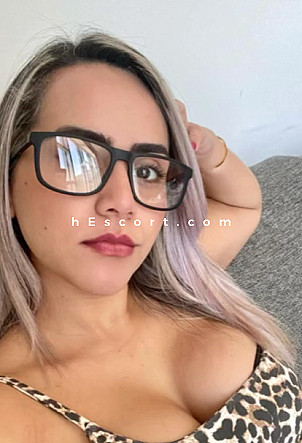 Laura - Chica escort en Ibiza