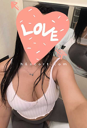 Hillary - Chica escort en Torrevieja