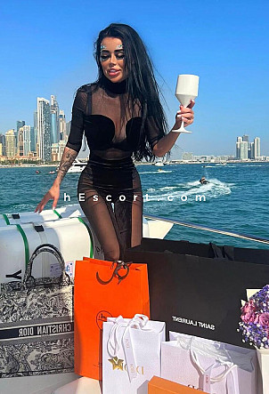 Erica - Chica escort en Barcelona